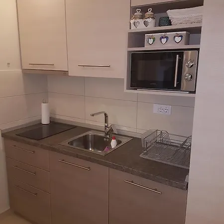 Lux B1 Milmari Apartman *