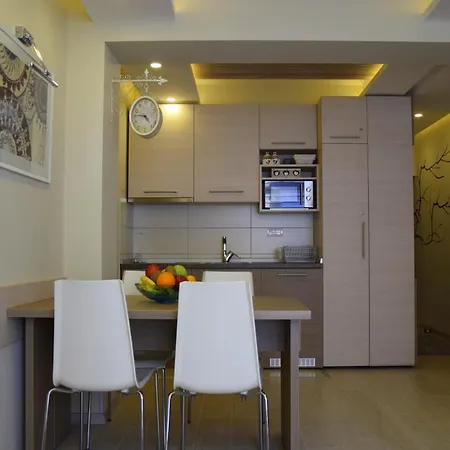 Lux B1 Milmari 科帕奥尼克