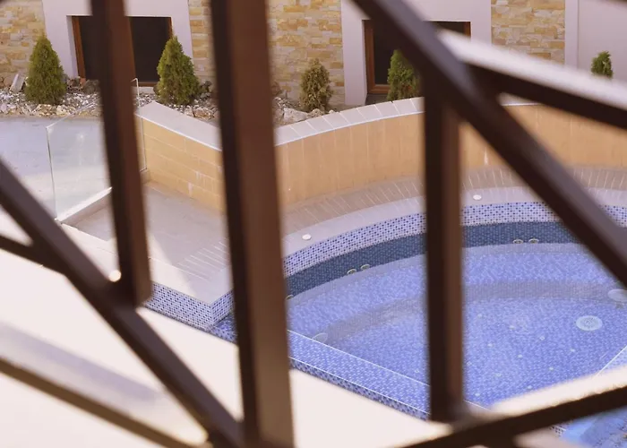 Lux B1 Milmari 아파트 카파오닉